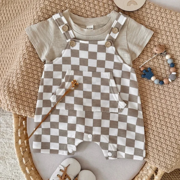 cn-11134207-820l4-mnarnm1r60oxe9 Baby Checkerboard Overall Romper Set