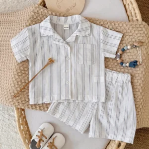cn-11134207-820l4-mnnntnxgwgli95 Boy Striped Shirt & Shorts Set